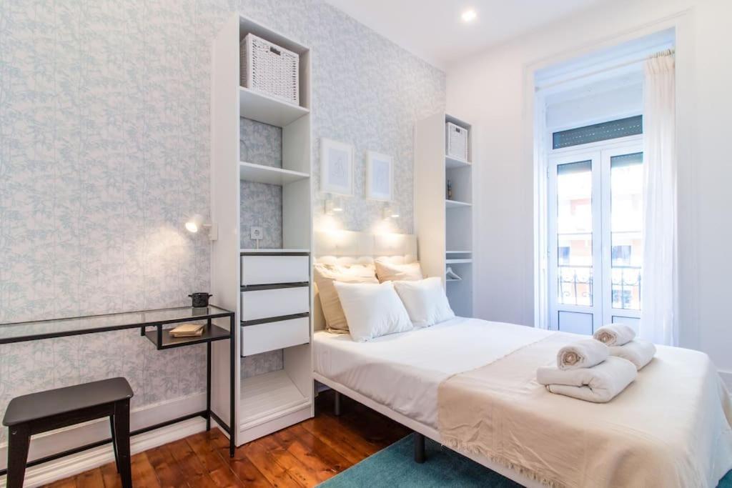 Downtown 7 Bedroom Apartment - Liberdade リスボン エクステリア 写真